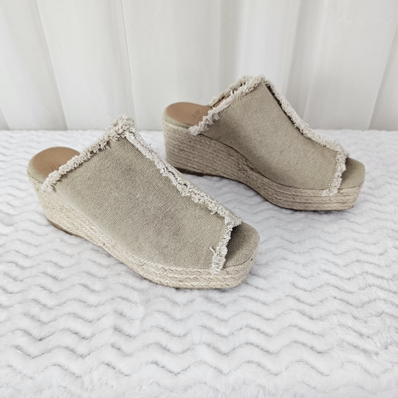 Castaner Shoes - Castañer Queral Espadrille Canvas Wedge Mule Sandal Size 36